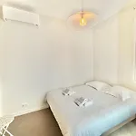 Cours Napoleon Apartamento *